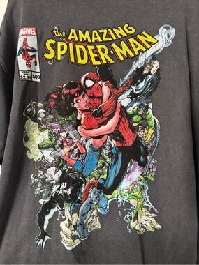 Marvel Men’s Spider-Man Pocket Graphic Tee - Charcoal with Red & Blue